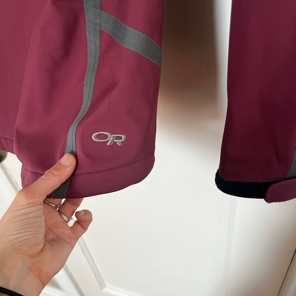 Outdoor Research soft shell coat - Picture 2 of 6